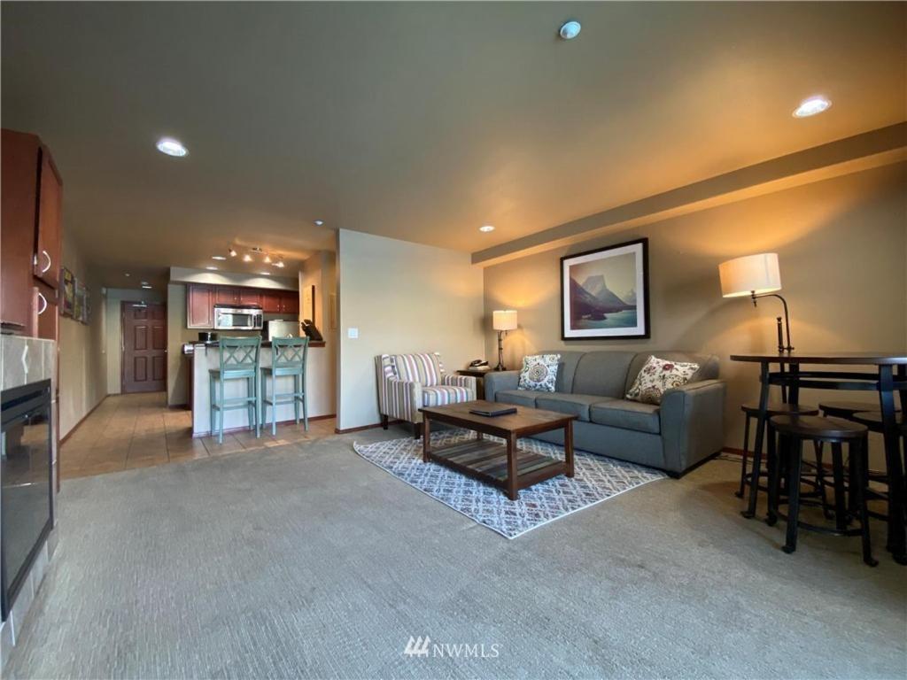 Grandview Lake Chelan- Waterfront View, Pool, Hot Tub, Golf, 1 Min To Downtown Экстерьер фото