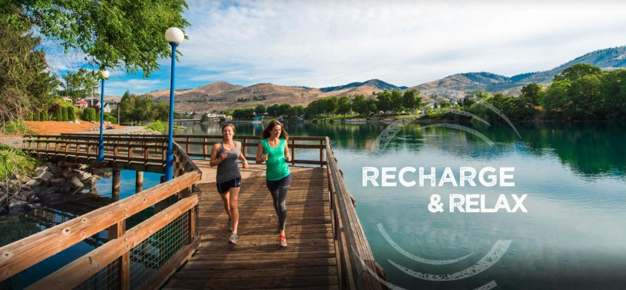 Grandview Lake Chelan- Waterfront View, Pool, Hot Tub, Golf, 1 Min To Downtown Экстерьер фото